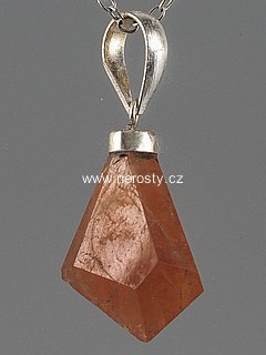 garnet, pendant